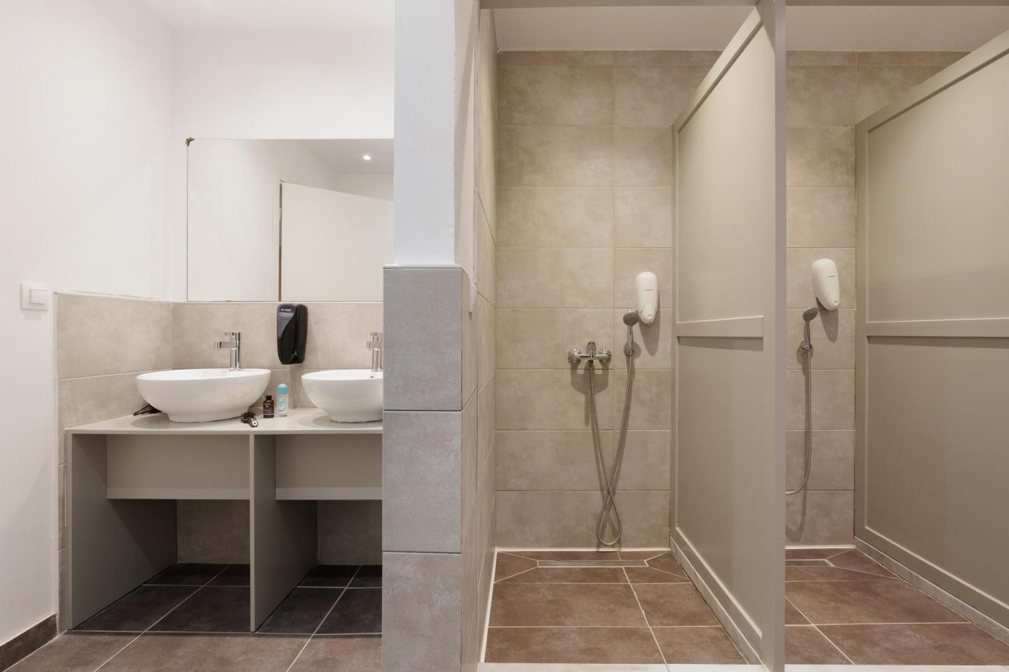 Local Hostel & Suites Potamos  Luaran gambar