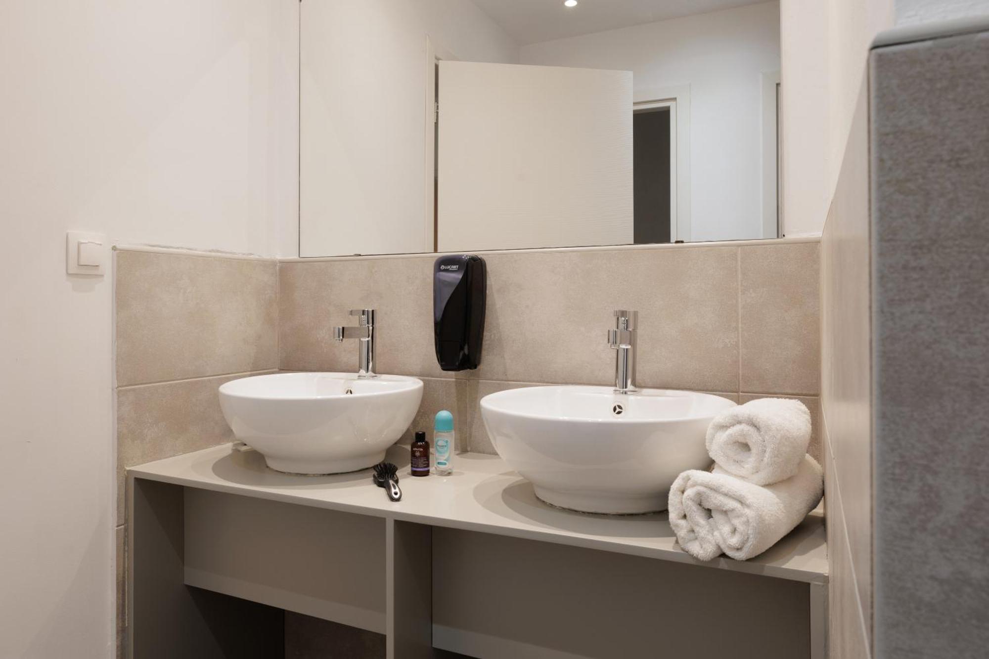 Local Hostel & Suites Potamos  Luaran gambar