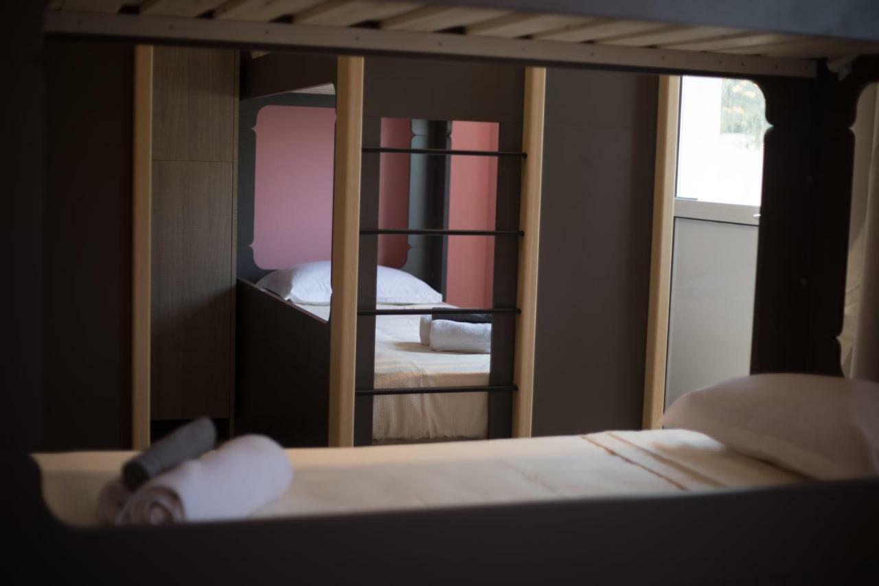 Local Hostel & Suites Potamos  Luaran gambar