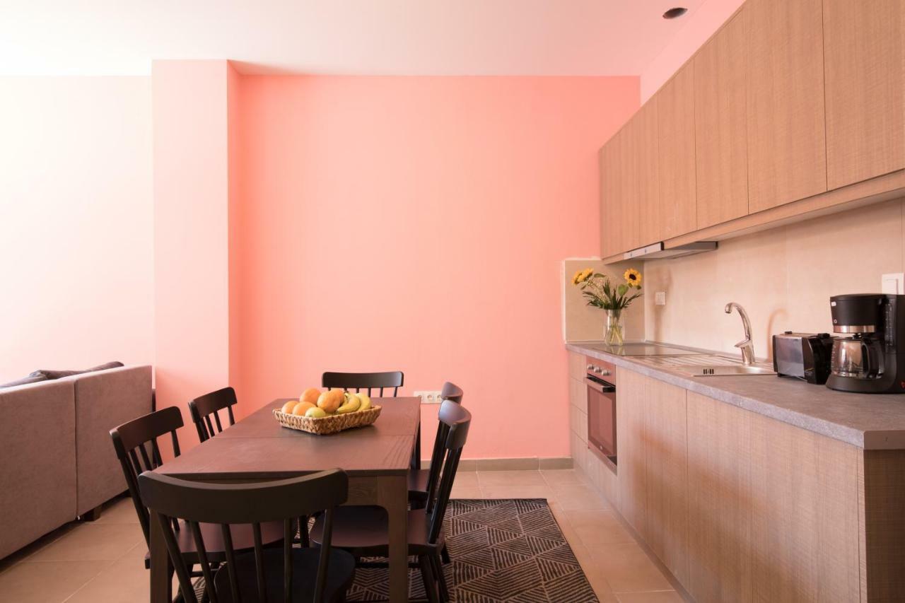 Local Hostel & Suites Potamos  Luaran gambar