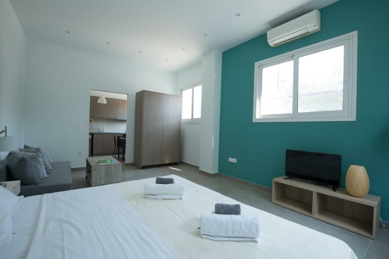 Local Hostel & Suites Potamos  Luaran gambar