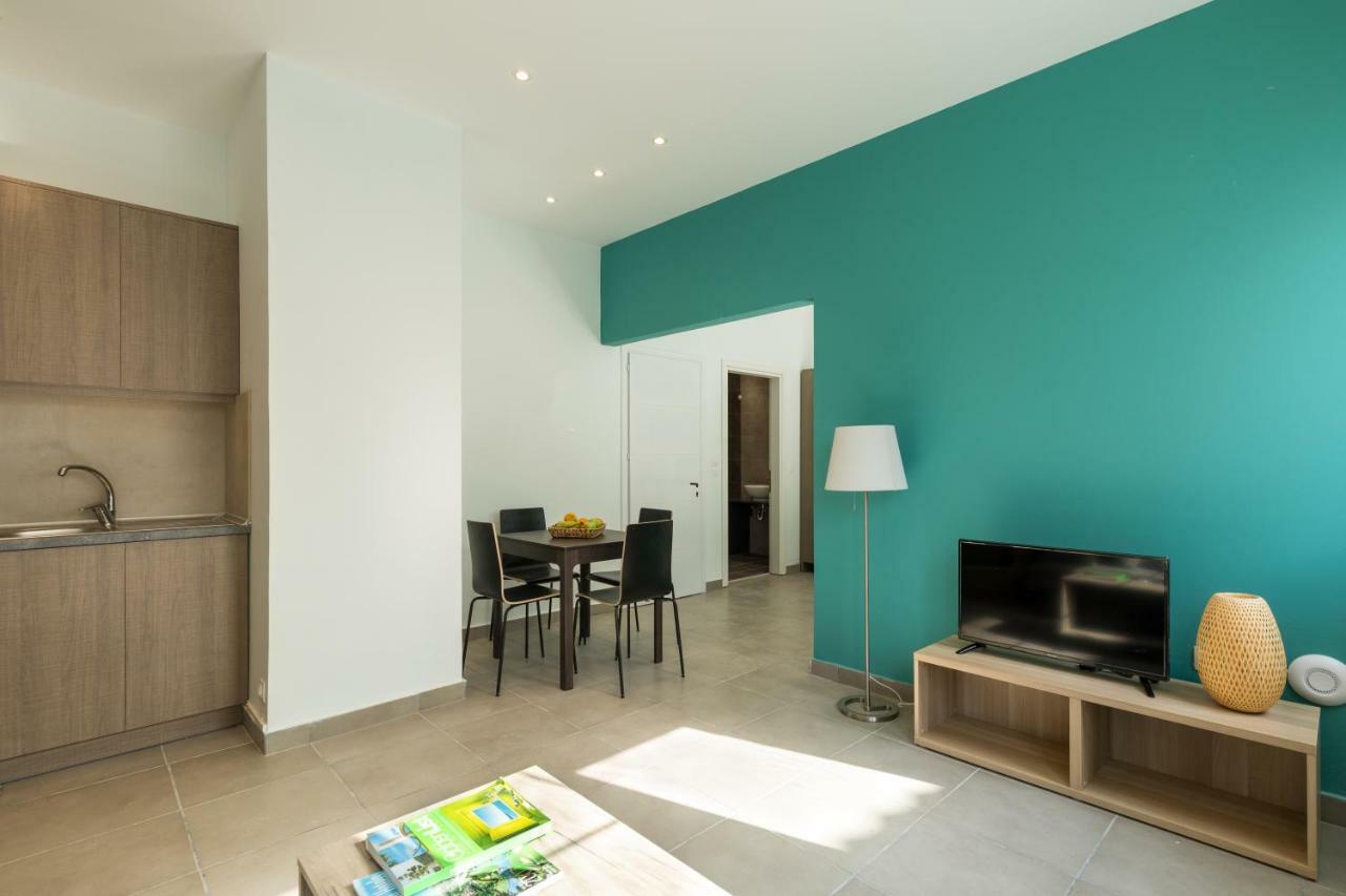 Local Hostel & Suites Potamos  Luaran gambar