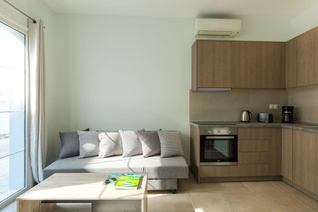Local Hostel & Suites Potamos  Luaran gambar