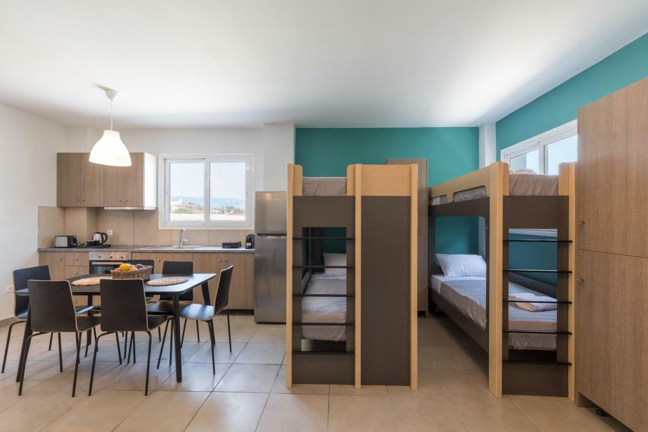 Local Hostel & Suites Potamos  Luaran gambar
